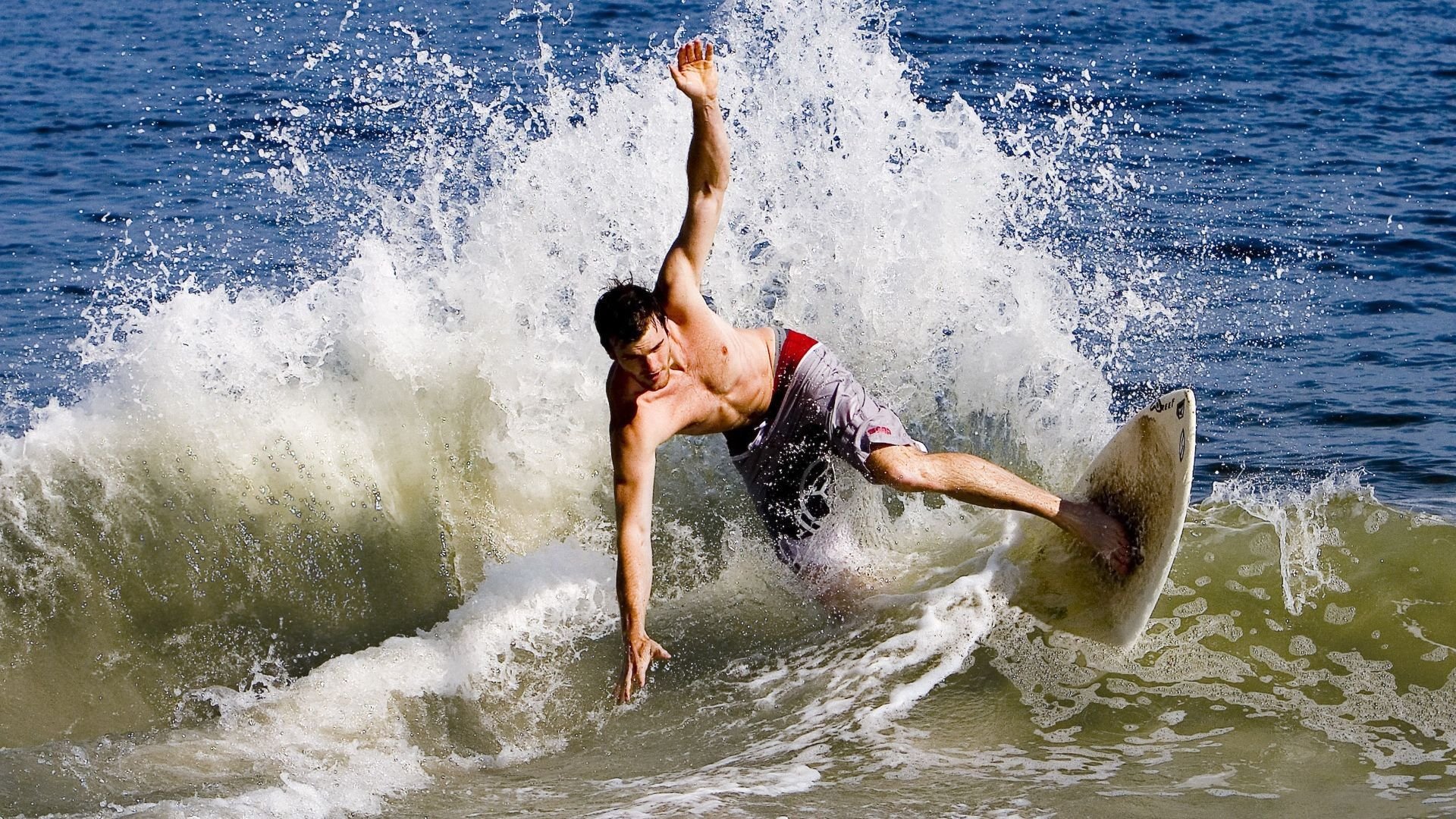 _青少年运动夏令营：多项目训练体验_，青少年夏令营标志